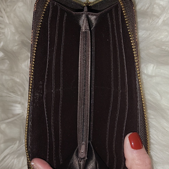 Brown Checkered Daisy Rose Bag and Wallet - Picture 9 of 11